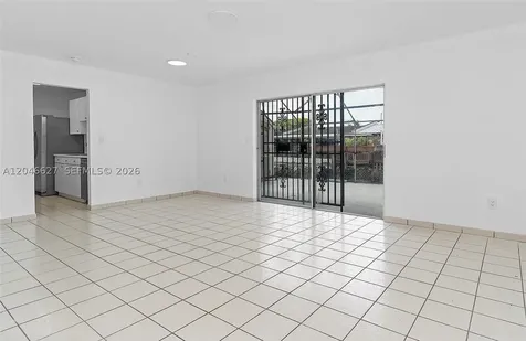 10112 SW 23rd Street Miami FL 33165