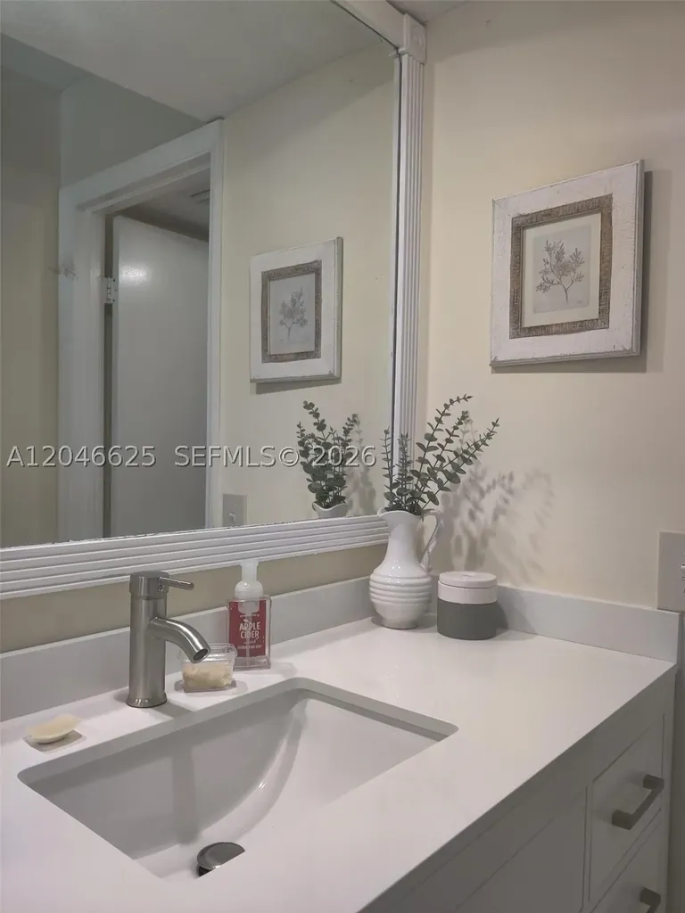 300 E Club Circle Boca Raton FL 33487