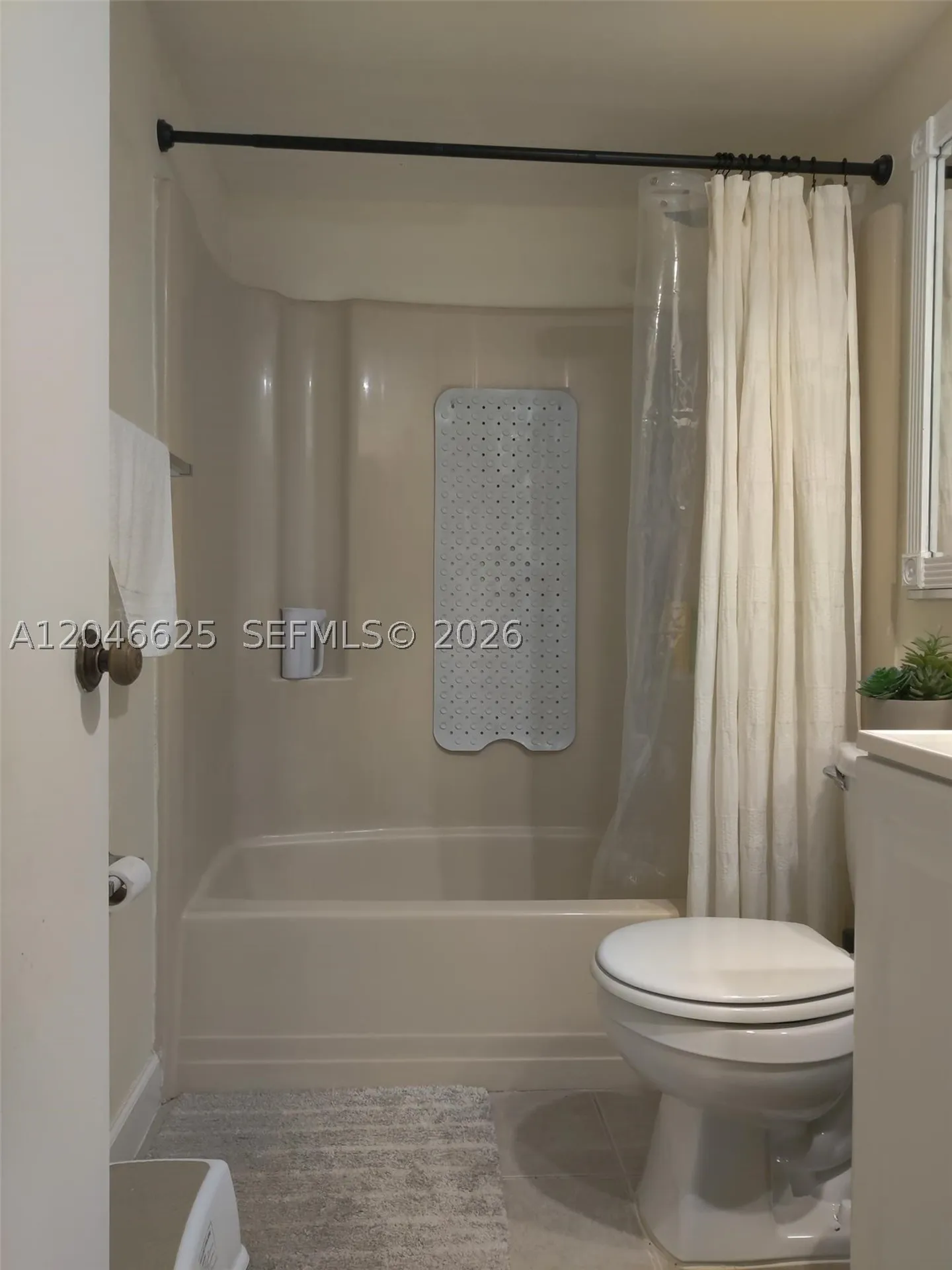 300 E Club Circle Boca Raton FL 33487