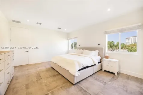 3655 SW 25th Street Miami FL 33133