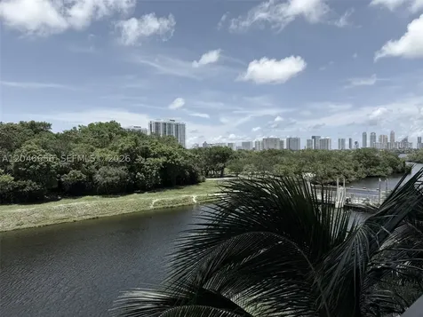 16395 Biscayne Boulevard North Miami Beach FL 33160