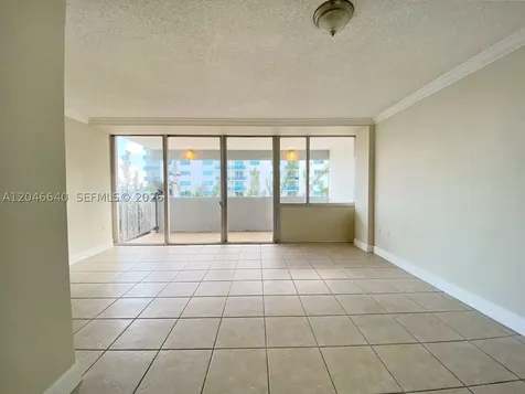 7545 E Treasure Drive North Bay Village FL 33141