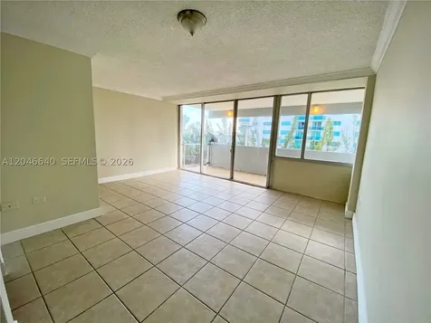 7545 E Treasure Drive North Bay Village FL 33141