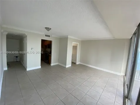 7545 E Treasure Drive North Bay Village FL 33141