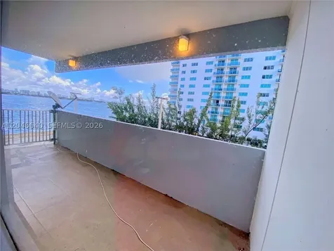 7545 E Treasure Drive North Bay Village FL 33141