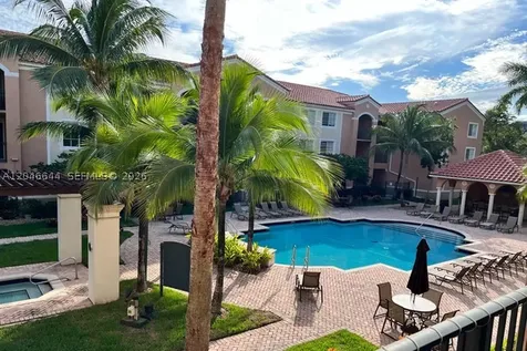 6841 SW 44th Street Miami FL 33155