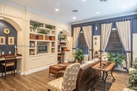 6841 SW 44th Street Miami FL 33155
