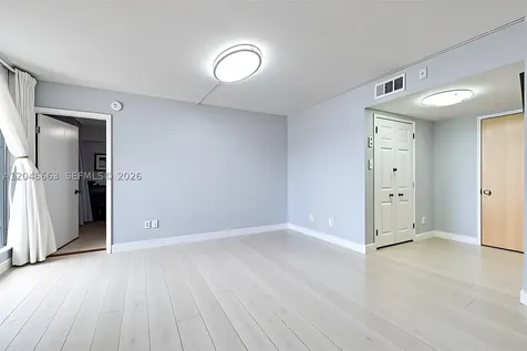 2075 SW 122nd Avenue Miami FL 33175