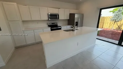 1302 NE 4th Avenue Florida City FL 33034