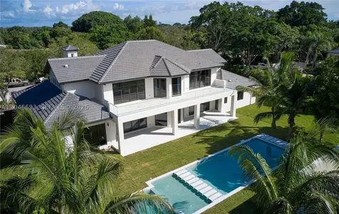 11200 SW 60th Avenue Pinecrest FL 33156