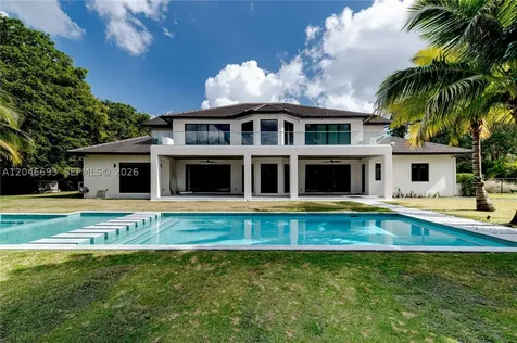 11200 SW 60th Avenue Pinecrest FL 33156