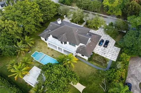 11200 SW 60th Avenue Pinecrest FL 33156