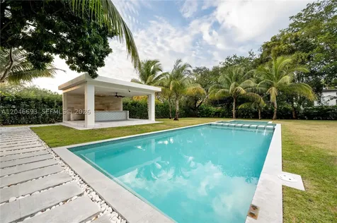 11200 SW 60th Avenue Pinecrest FL 33156