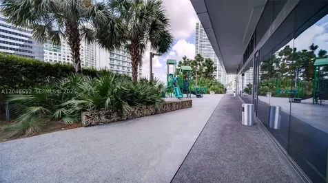 88 SW 7th Street Miami FL 33130