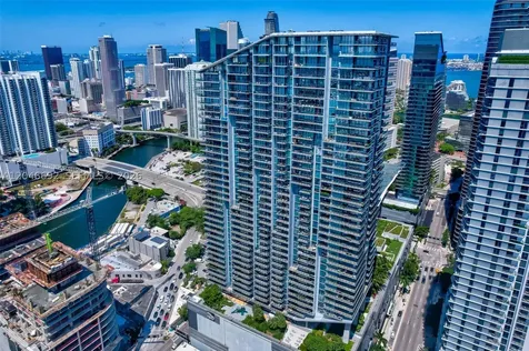 88 SW 7th Street Miami FL 33130