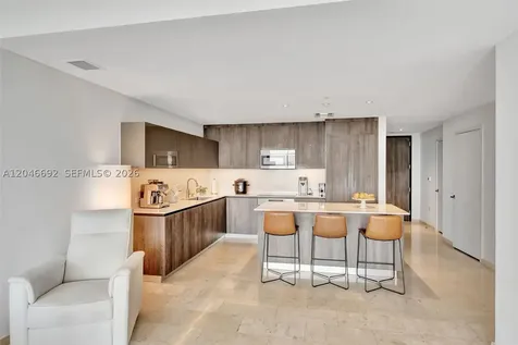 88 SW 7th Street Miami FL 33130