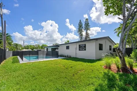 15920 SW 105th Avenue Miami FL 33157