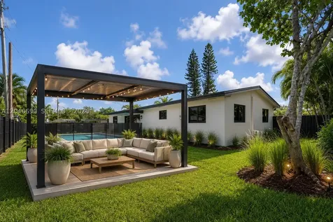15920 SW 105th Avenue Miami FL 33157