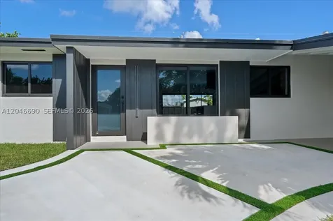 15920 SW 105th Avenue Miami FL 33157