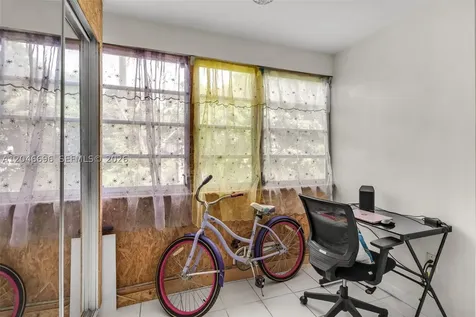 20327 NE 2nd Avenue Miami FL 33179
