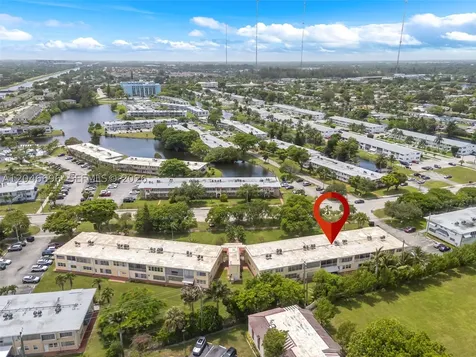 20327 NE 2nd Avenue Miami FL 33179