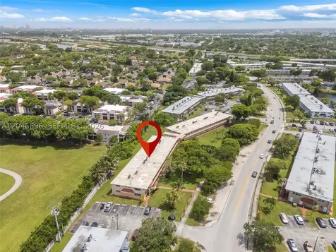 20327 NE 2nd Avenue Miami FL 33179