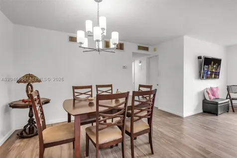 20327 NE 2nd Avenue Miami FL 33179