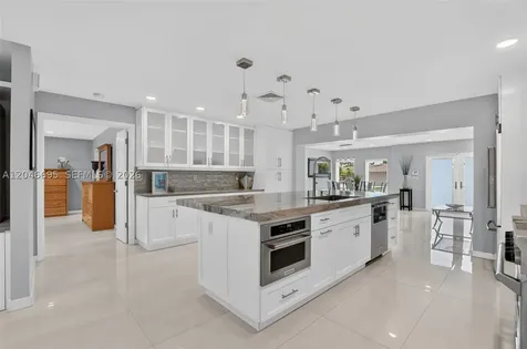 966 SE 9th Avenue Pompano Beach FL 33060