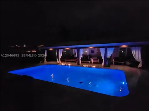 966 SE 9th Avenue Pompano Beach FL 33060