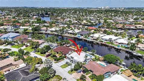 966 SE 9th Avenue Pompano Beach FL 33060