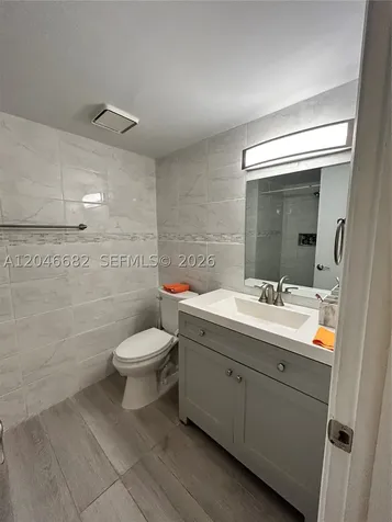 9421 Fontainebleau Boulevard Miami FL 33172