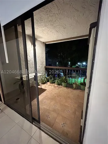 9421 Fontainebleau Boulevard Miami FL 33172