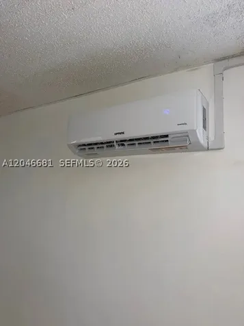 41 Salisbury West Palm Beach FL 33417