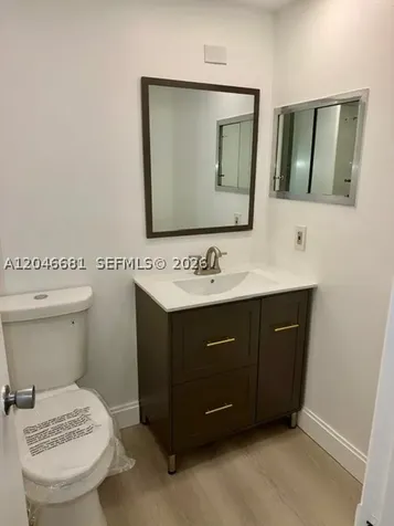 41 Salisbury West Palm Beach FL 33417