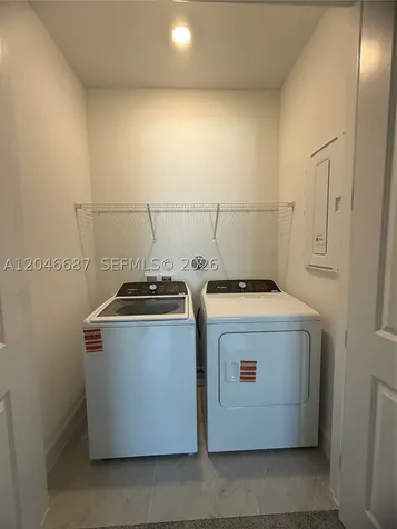 4286 Efendi Drive Lantana FL 33462