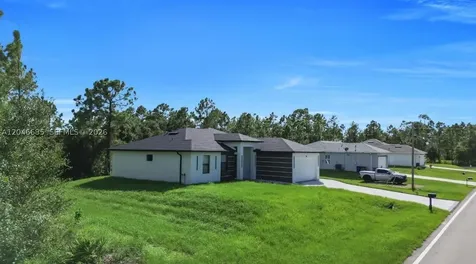 204 E 10th Street Lehigh Acres FL 33972
