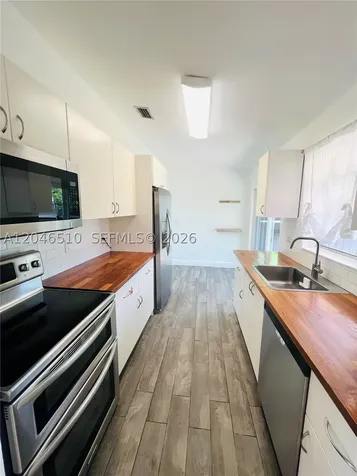 13065 SW 263rd Terrace Homestead FL 33032