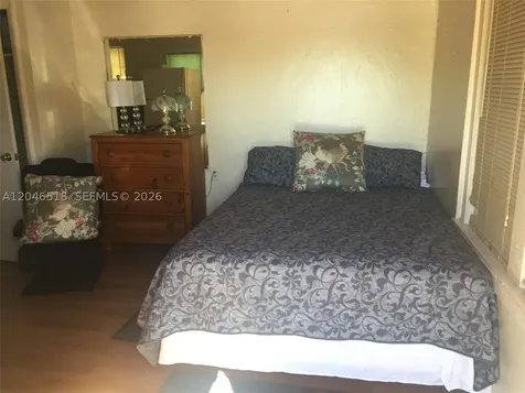 22 SW 11th Street Dania Beach FL 33004