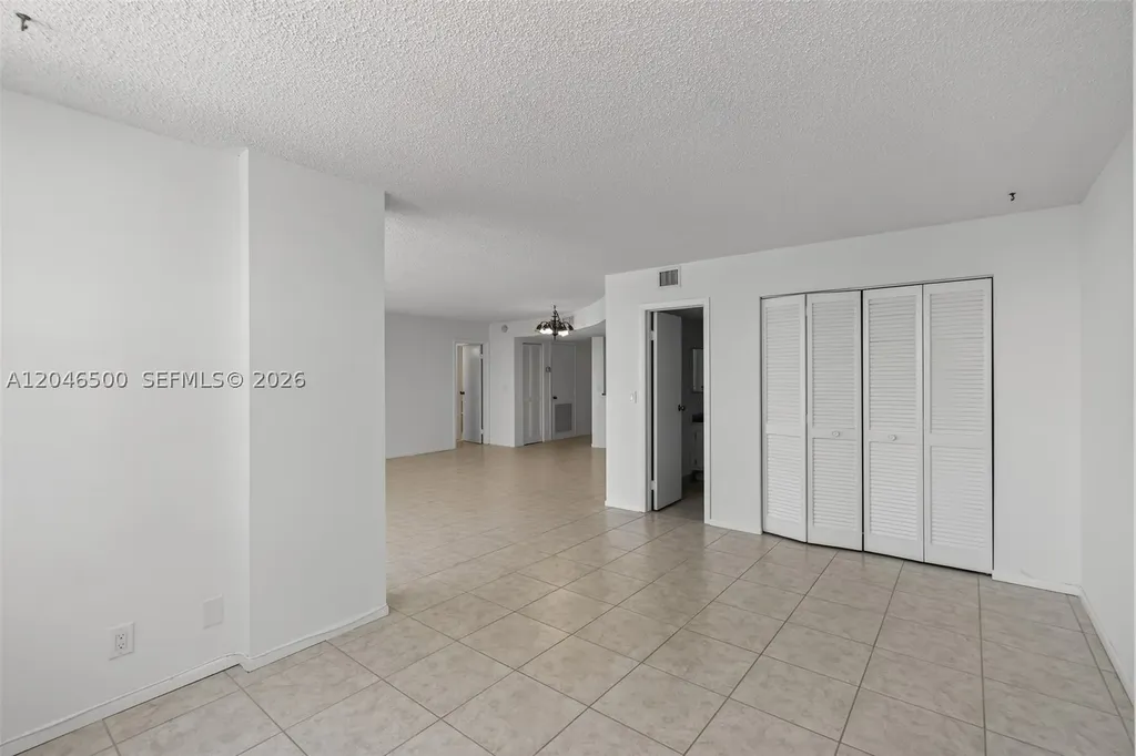 2301 S Ocean Drive Hollywood FL 33019