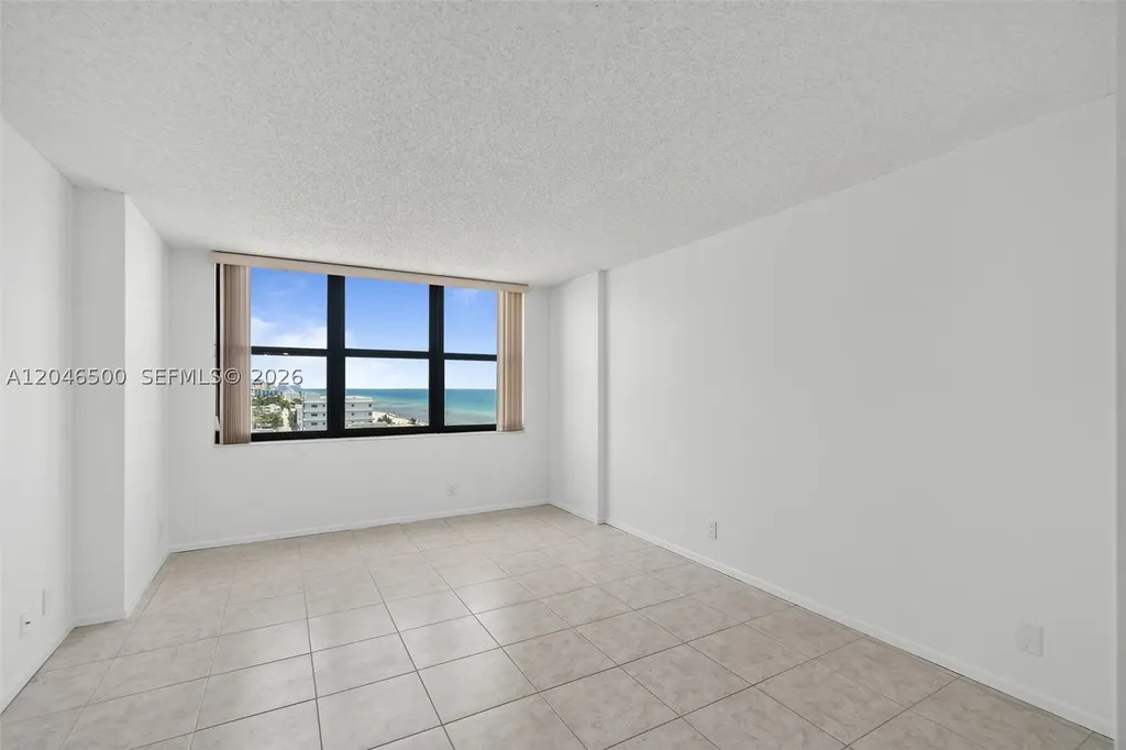 2301 S Ocean Drive Hollywood FL 33019