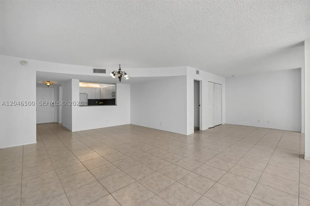2301 S Ocean Drive Hollywood FL 33019