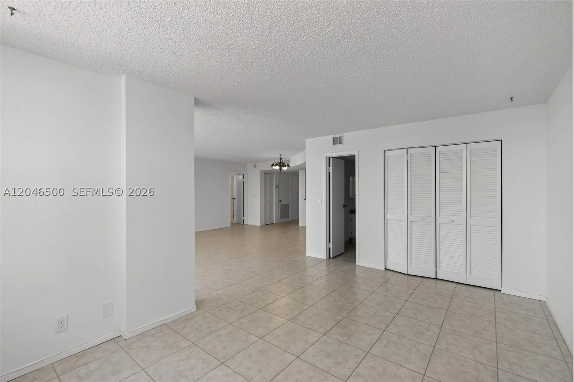 2301 S Ocean Drive Hollywood FL 33019