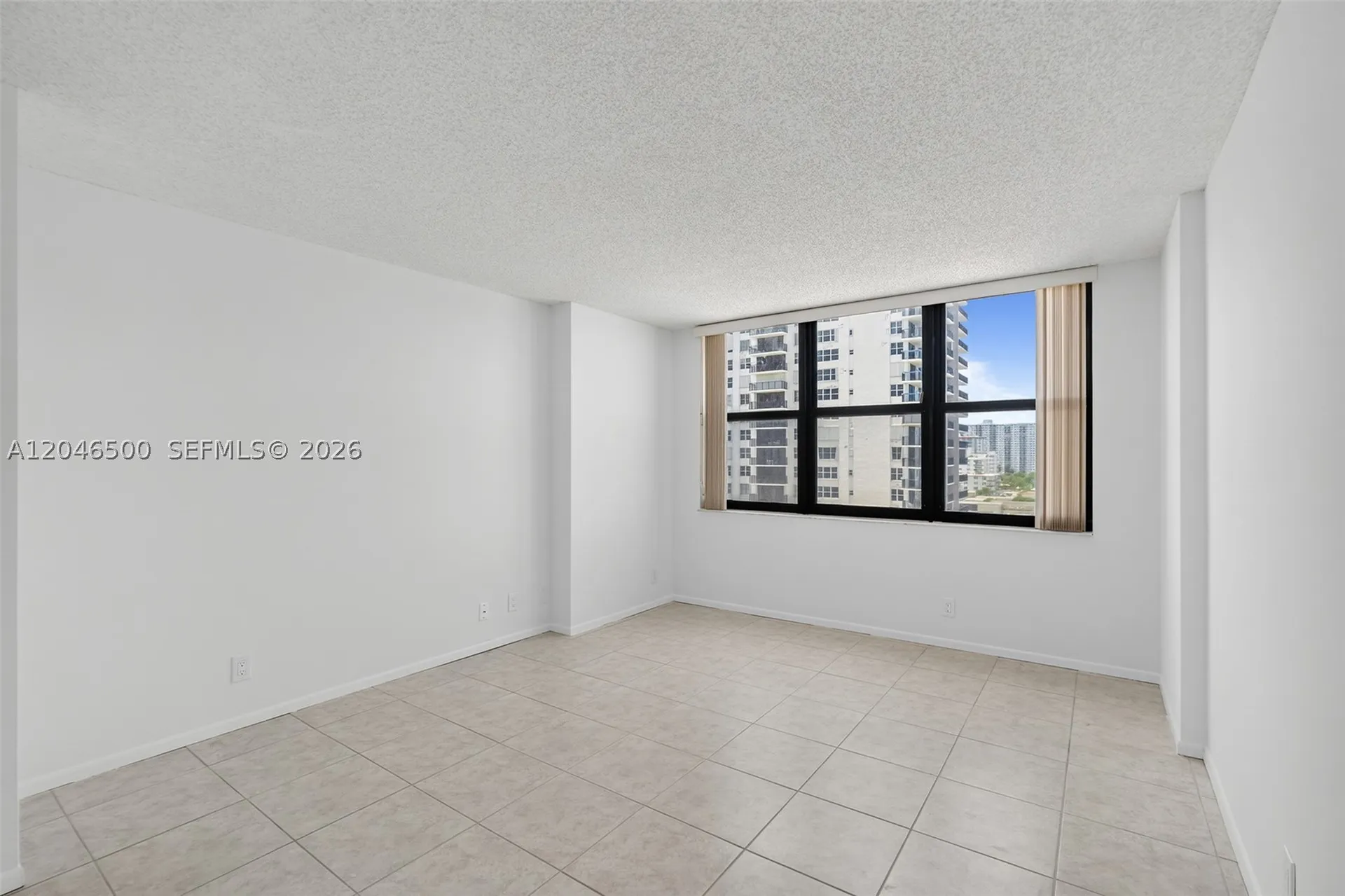 2301 S Ocean Drive Hollywood FL 33019