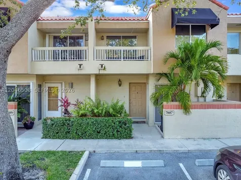 7887 NW 7th Court Plantation FL 33324