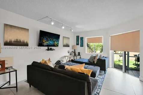 7887 NW 7th Court Plantation FL 33324