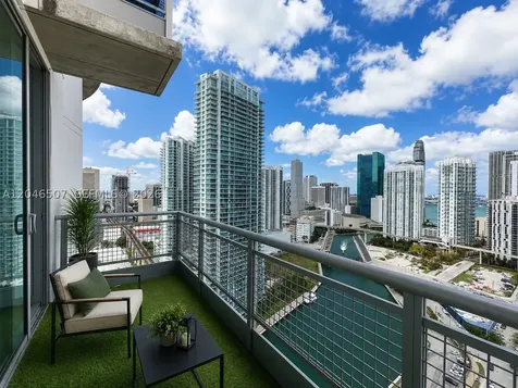 690 SW 1st Court Miami FL 33130