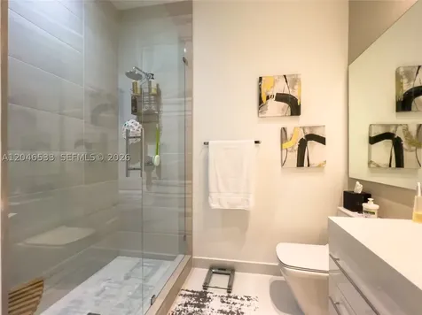 10561 NW 68th Terrace Doral FL 33178