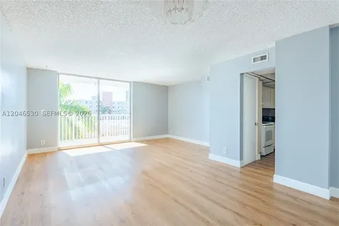 3161 S Ocean Drive Hallandale Beach FL 33009