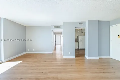 3161 S Ocean Drive Hallandale Beach FL 33009