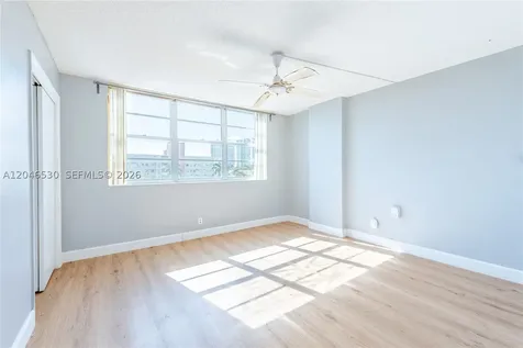 3161 S Ocean Drive Hallandale Beach FL 33009